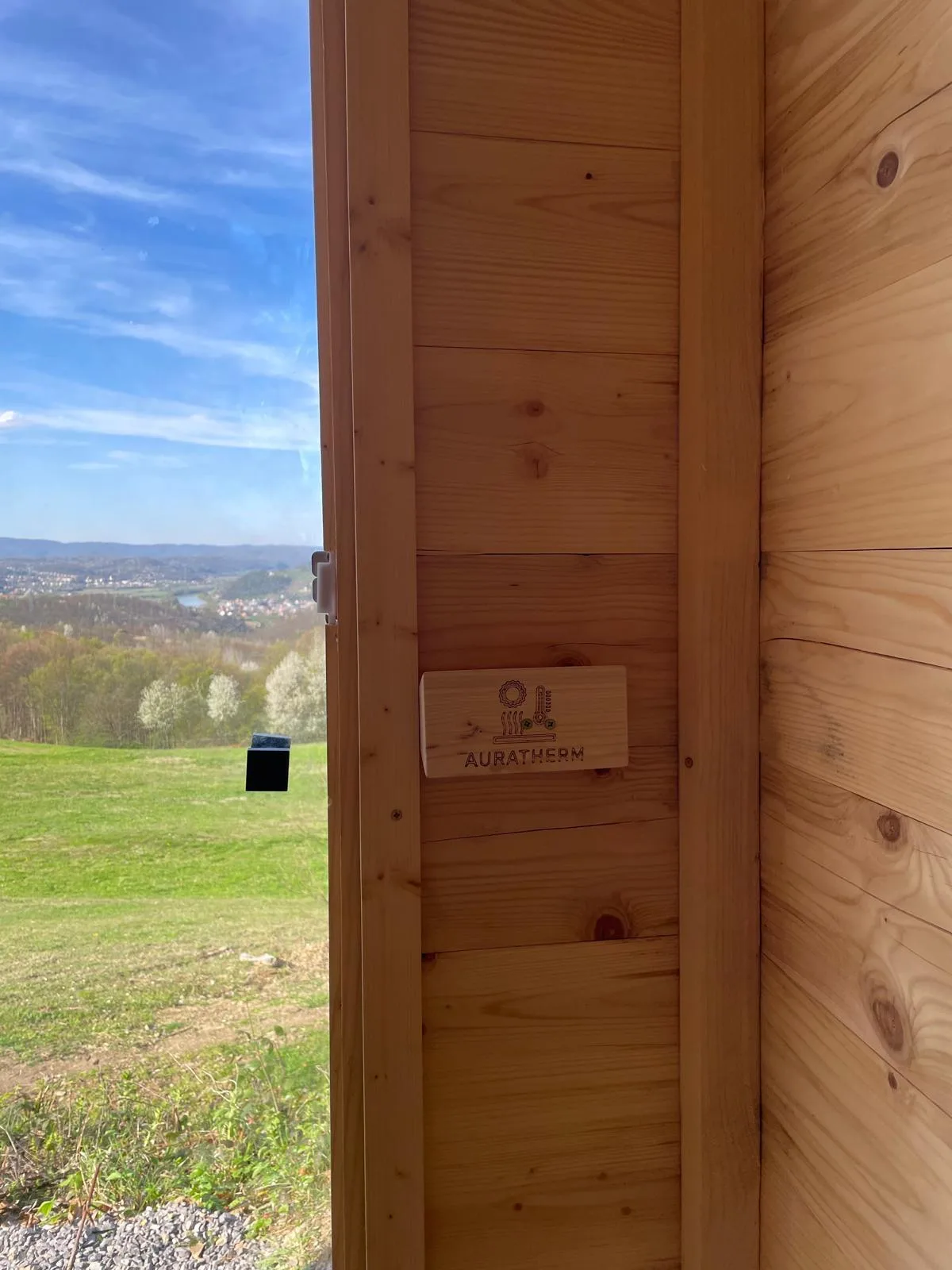 AURATHERM završeni projekt - sauna i hot tub za odmaralište